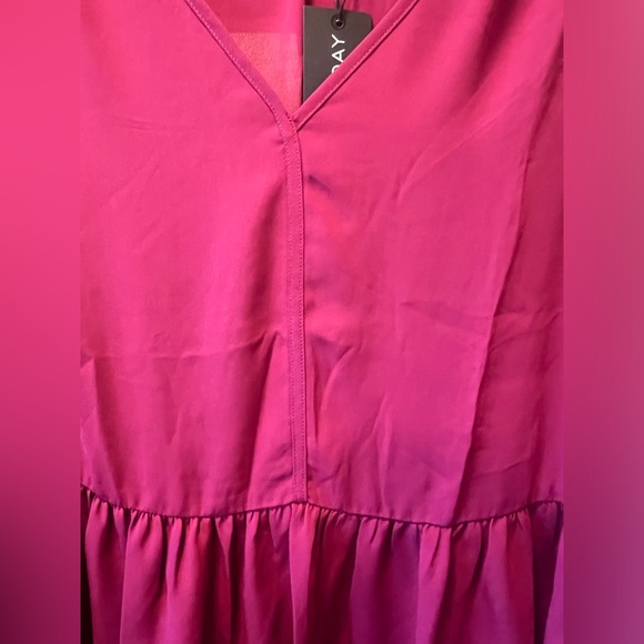 NWT Paris Sunday Blouse size Medium - Picture 6 of 6